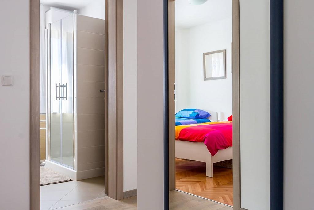 Apartment Viviana Pola Esterno foto